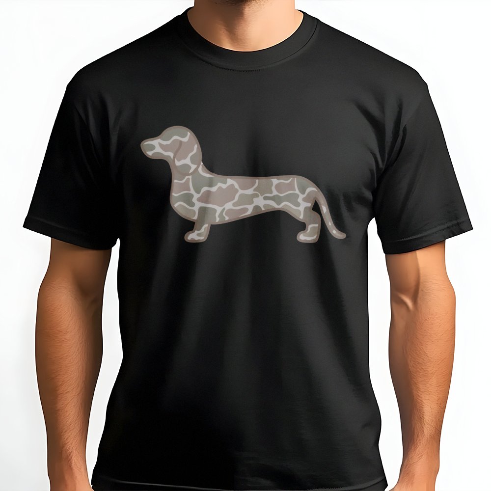 Dachshund Duck Camo T-Shirt,Duck Camo Wiener Dog,Duck Camo Doxie,Doxie Lover T-Shirt,Dachshund Mom Dad T-Shirt