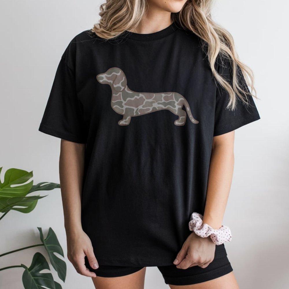 Dachshund Duck Camo T-Shirt,Duck Camo Wiener Dog,Duck Camo Doxie,Doxie Lover T-Shirt,Dachshund Mom Dad T-Shirt